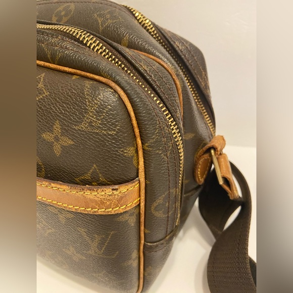 AUTHENTIC LOUIS VUITTON REPORTER PM- DATE CODE SP1919 - Picture 11 of 16